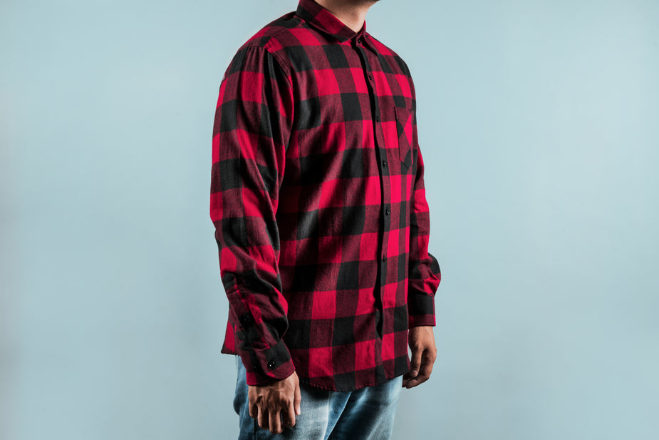 Geblokt rood shirt